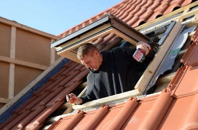Pose de fenêtres de toit Velux à Elnes